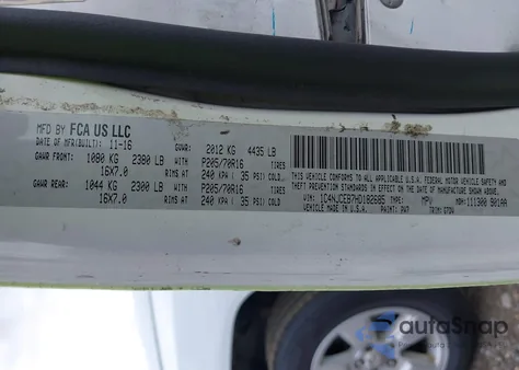 2017 Jeep Compass Latitude Fwd z USA, uszkodzony, nr VIN 1C4NJCEB7HD182685